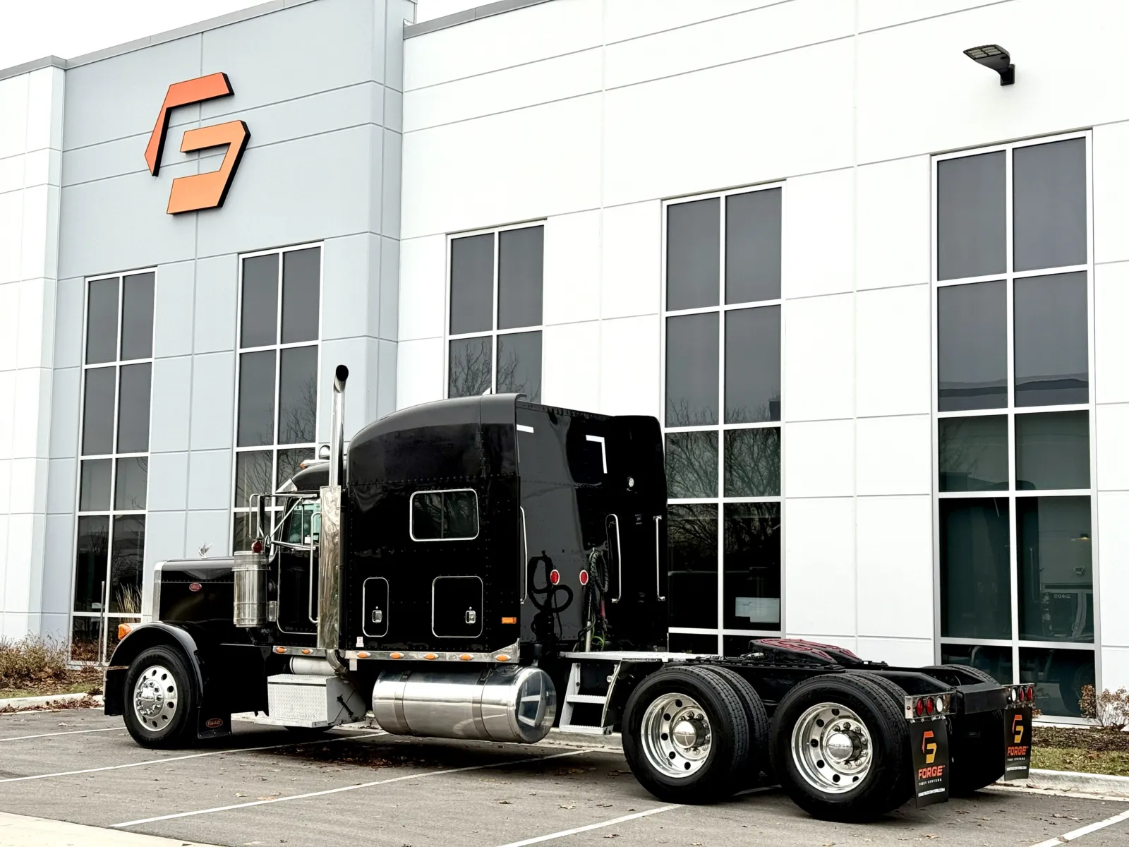 2000 Peterbilt - image 6