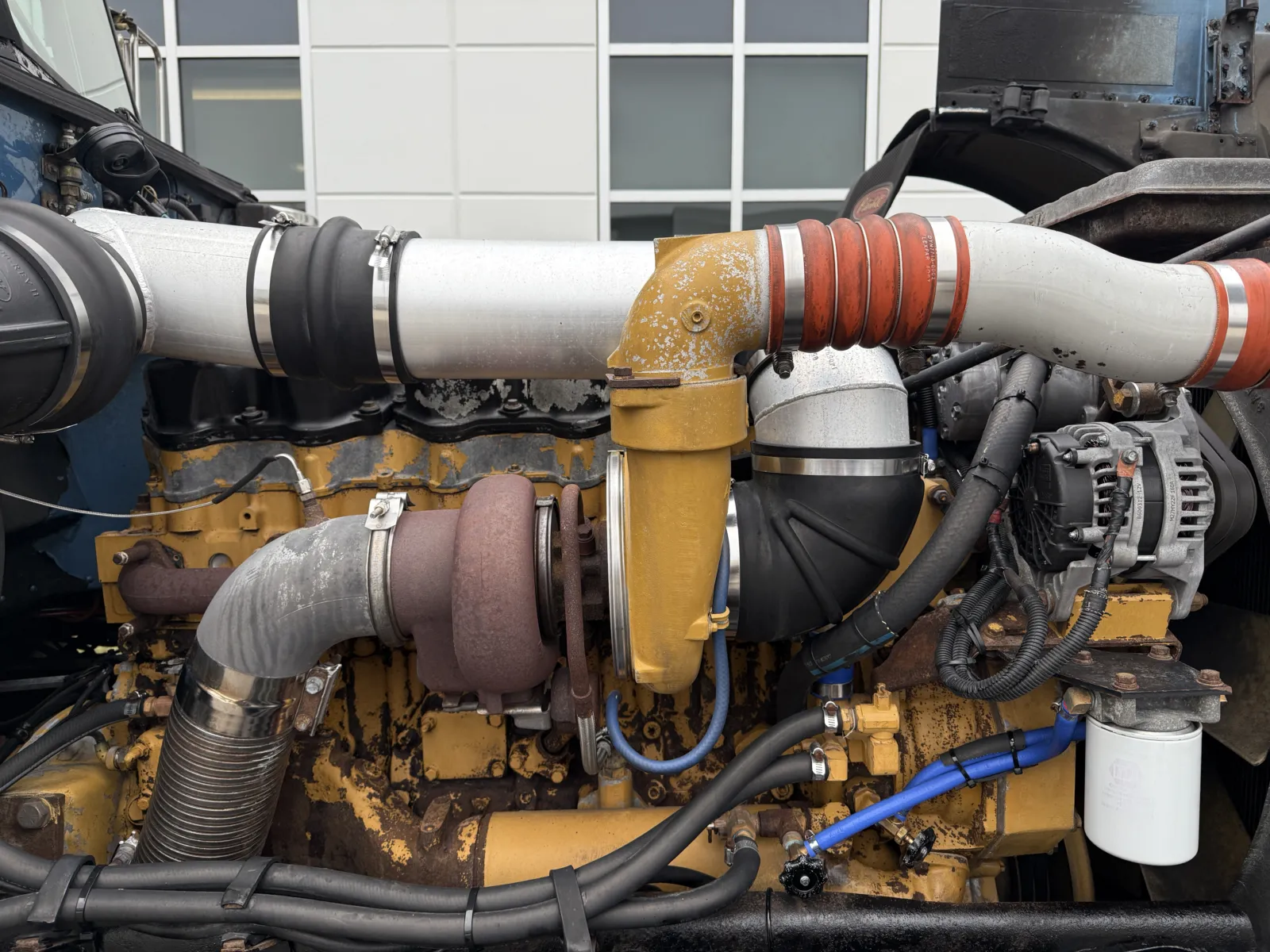 2000 Peterbilt - image 13