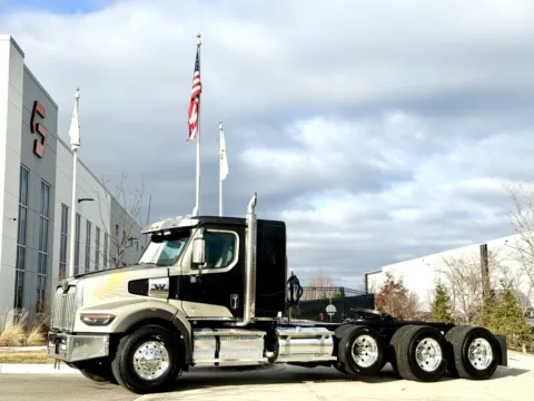 2023 WESTERN STAR 4900 for sale in New Lenox, IL