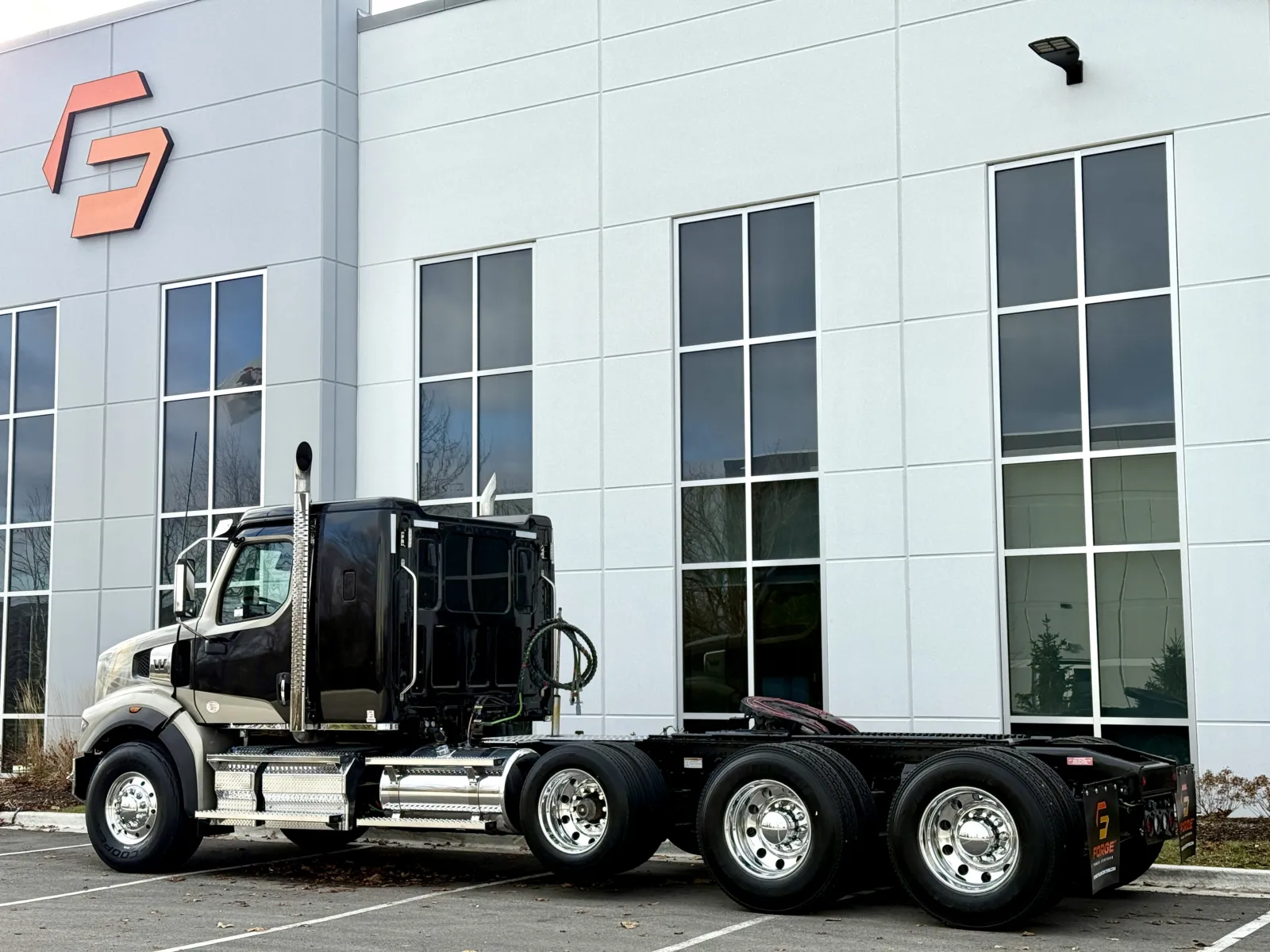 2023 Western Star 4900 - image 6