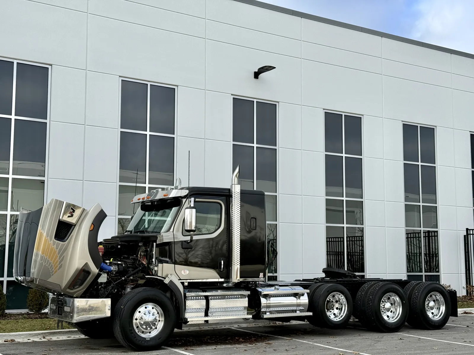 2023 Western Star 4900 - image 10