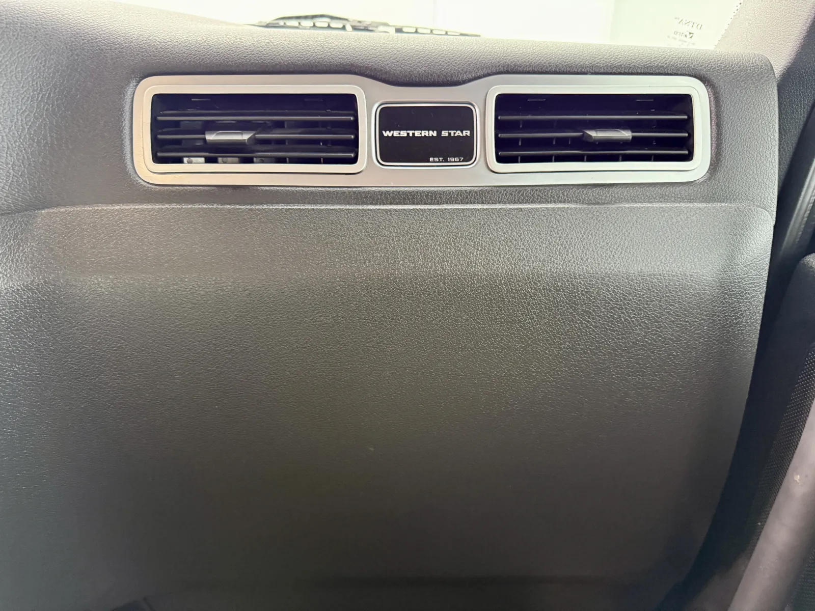 2023 Western Star 4900 - image 19