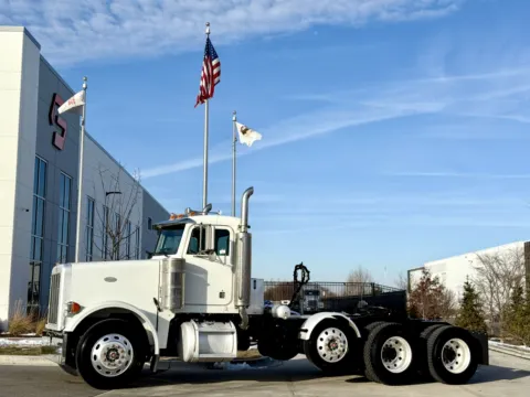 1999 PETERBILT 378 for sale in New Lenox, IL