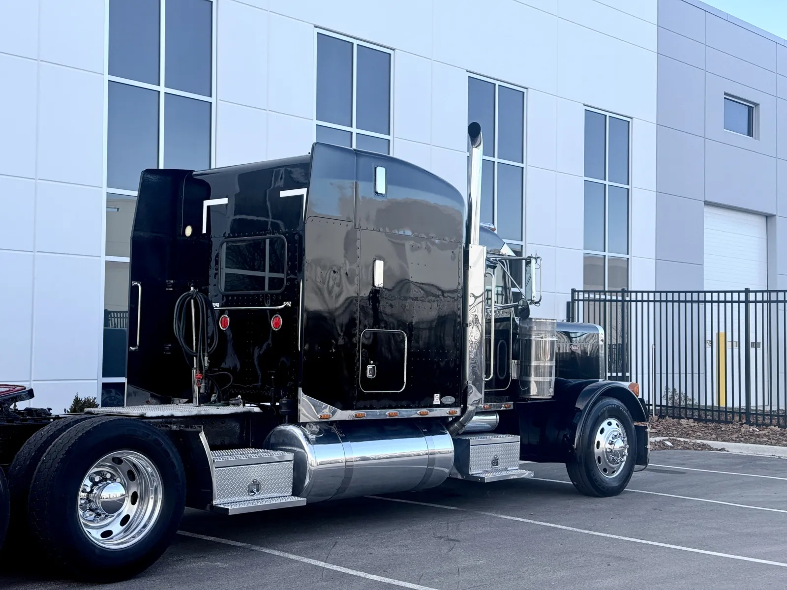 2002 Peterbilt - image 7