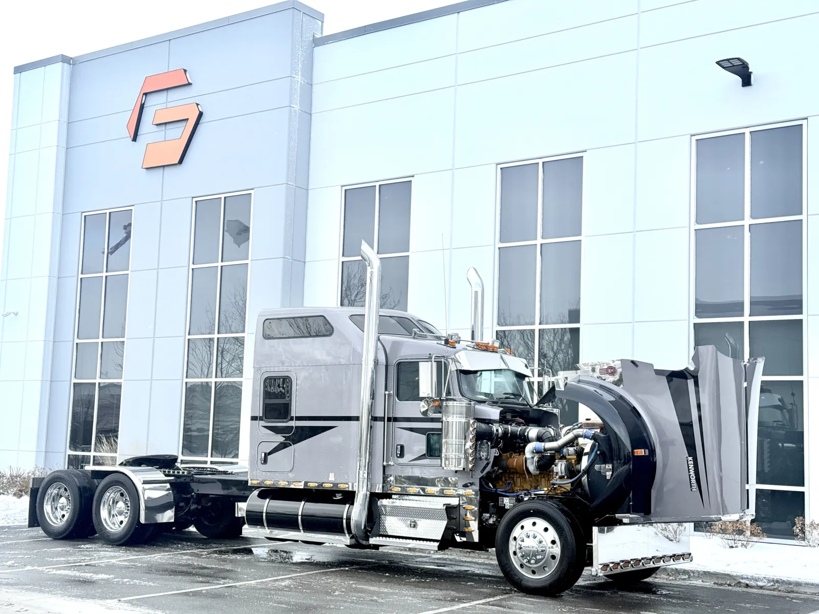 2020 Kenworth W900 - image 9