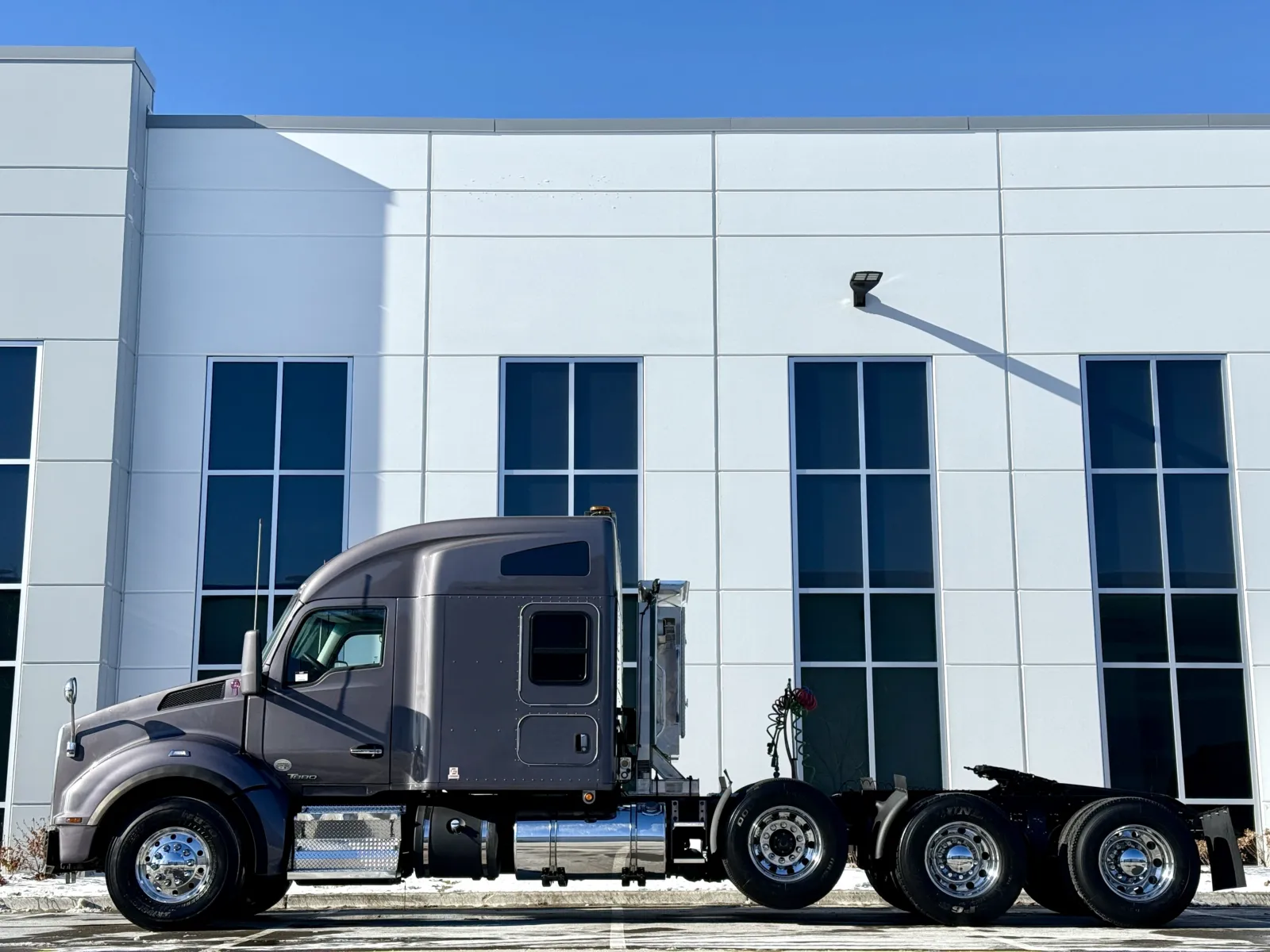 2019 Kenworth T880 - image 4