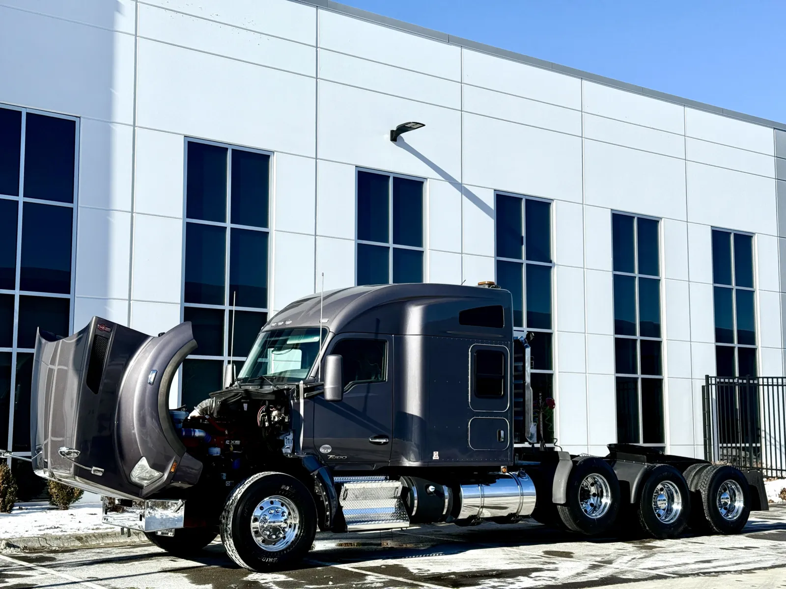 2019 Kenworth T880 - image 10