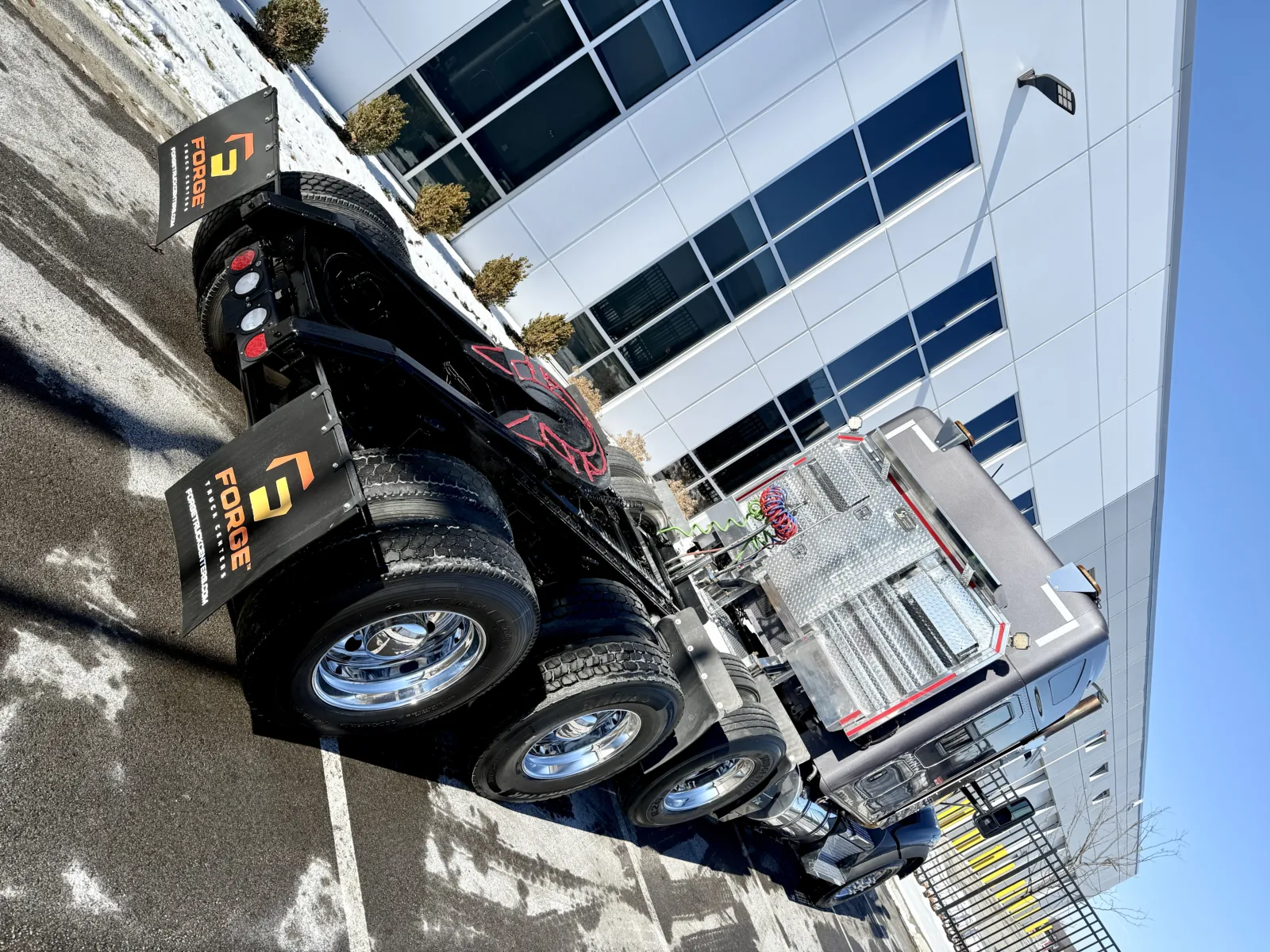 2019 Kenworth T880 - image 11