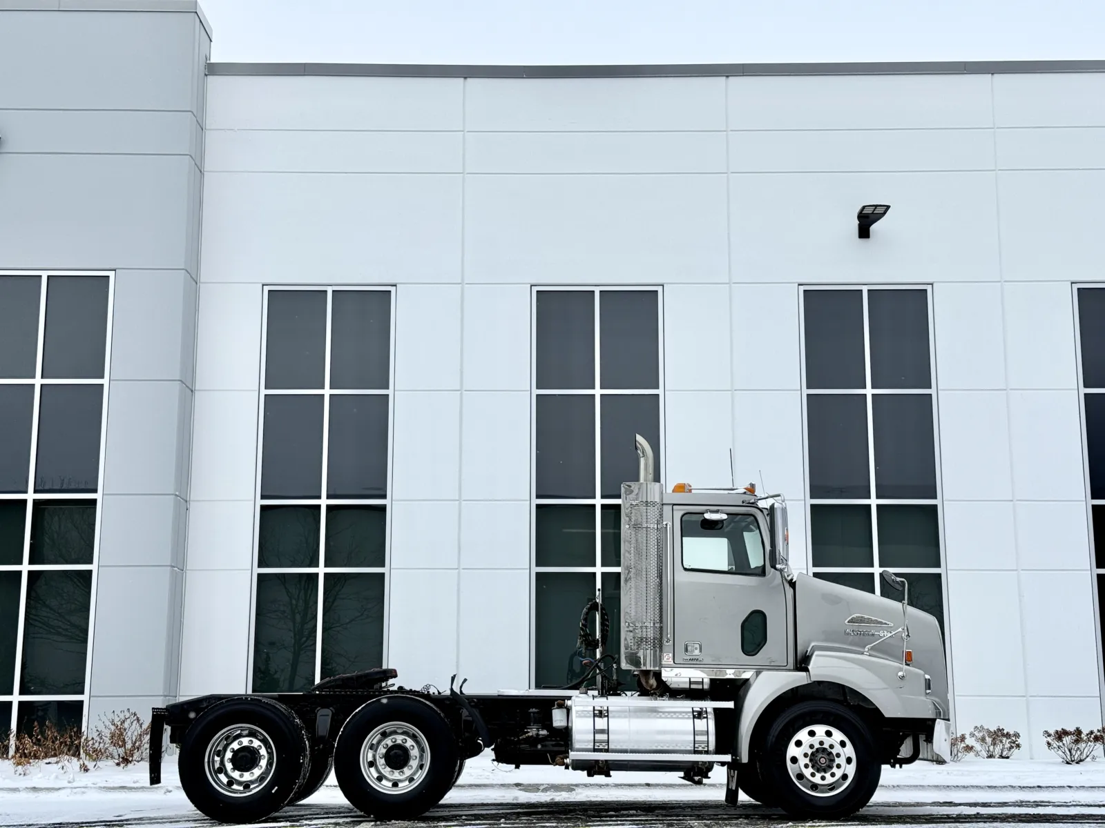 2017 Western Star - image 3