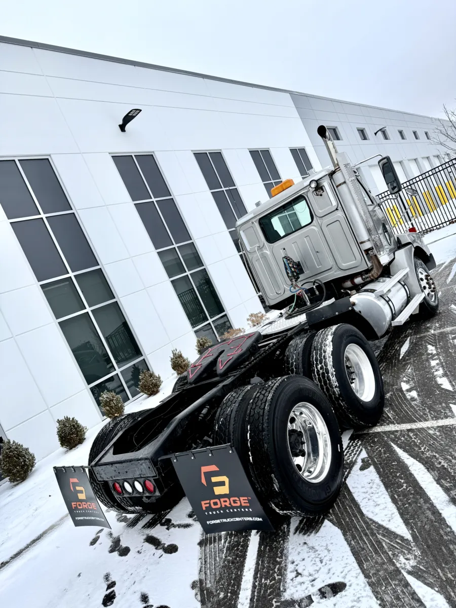 2017 Western Star - image 11