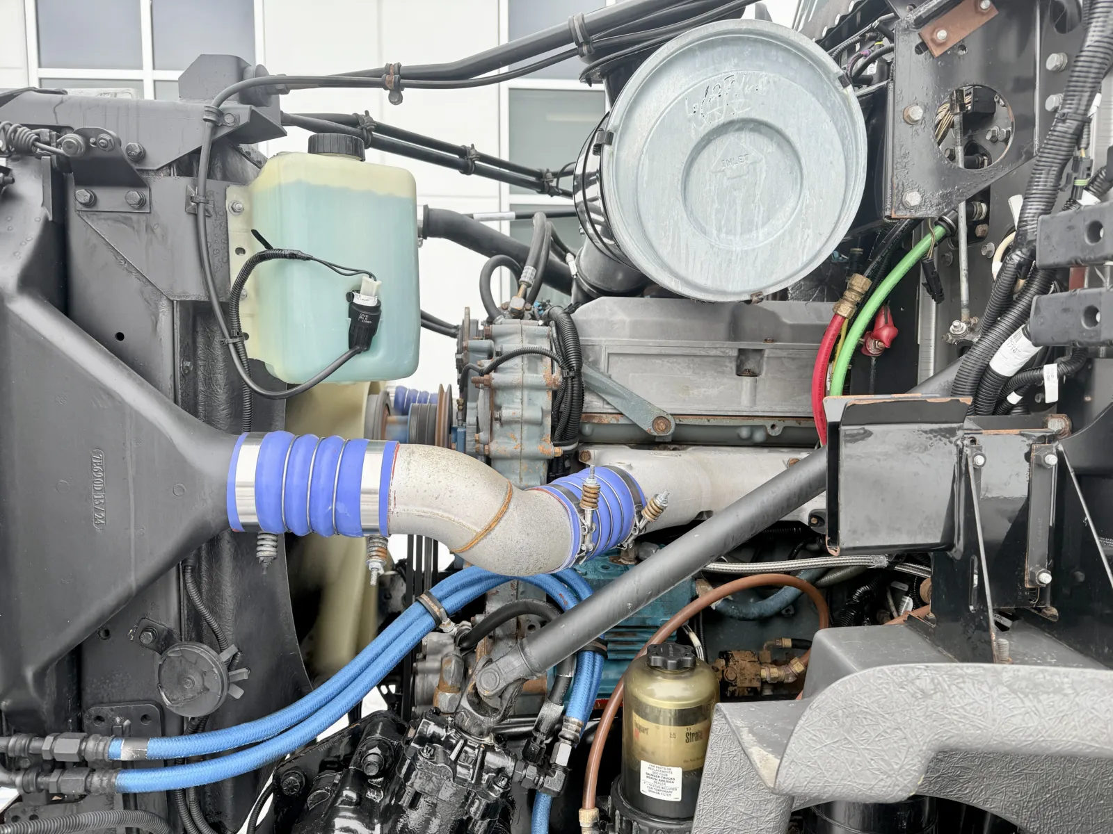 2017 Western Star - image 12