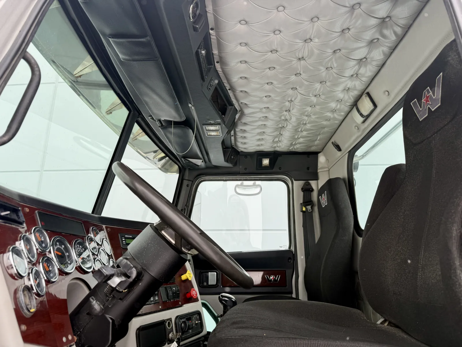 2017 Western Star - image 14