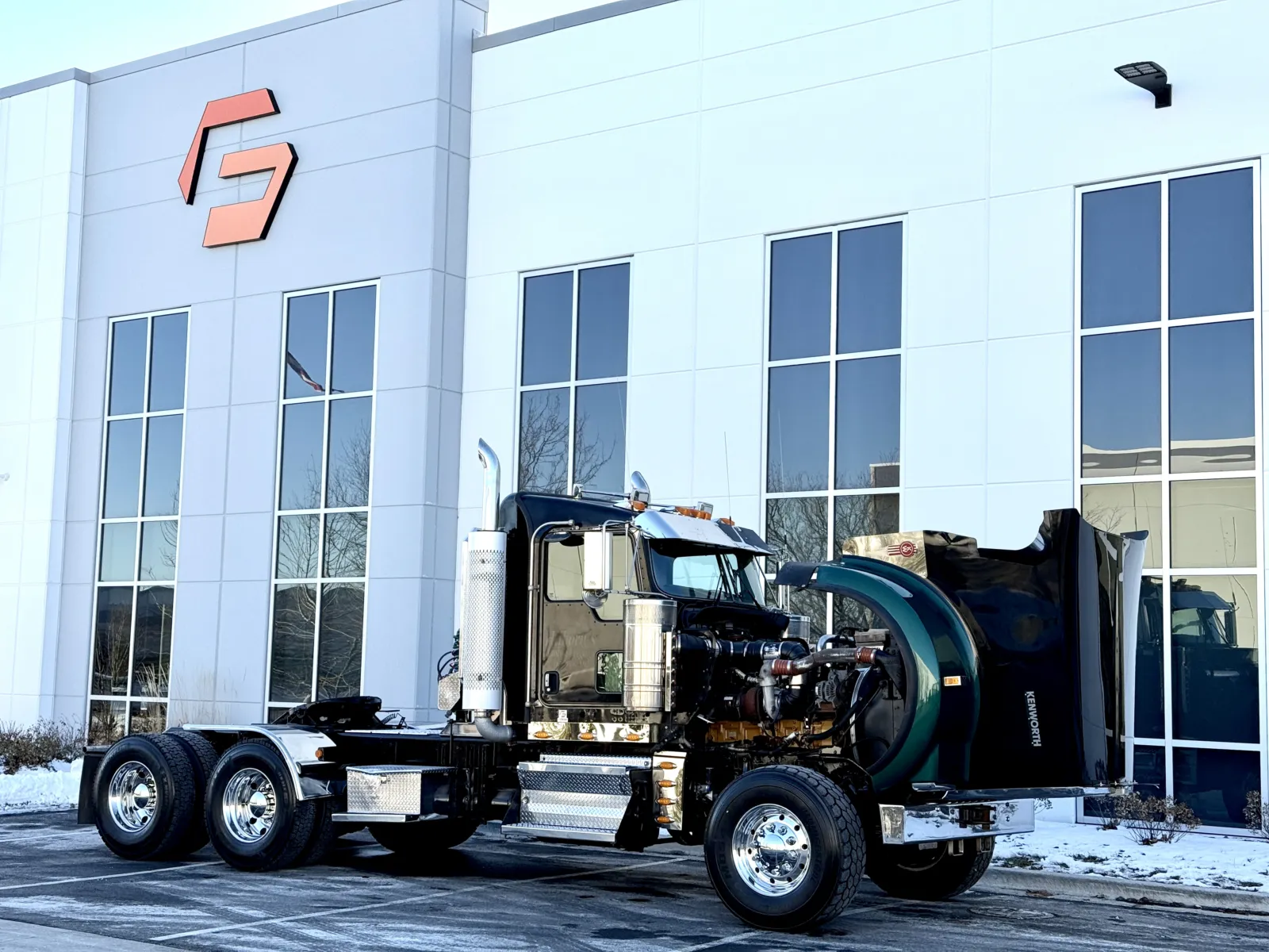 2016 Kenworth W900 - image 9