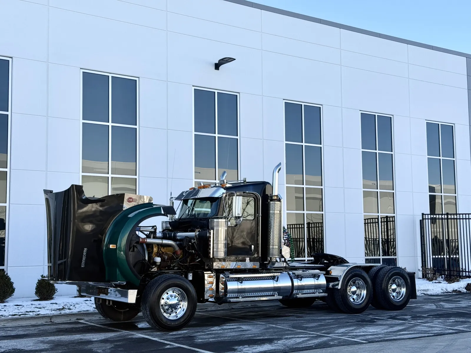 2016 Kenworth W900 - image 10