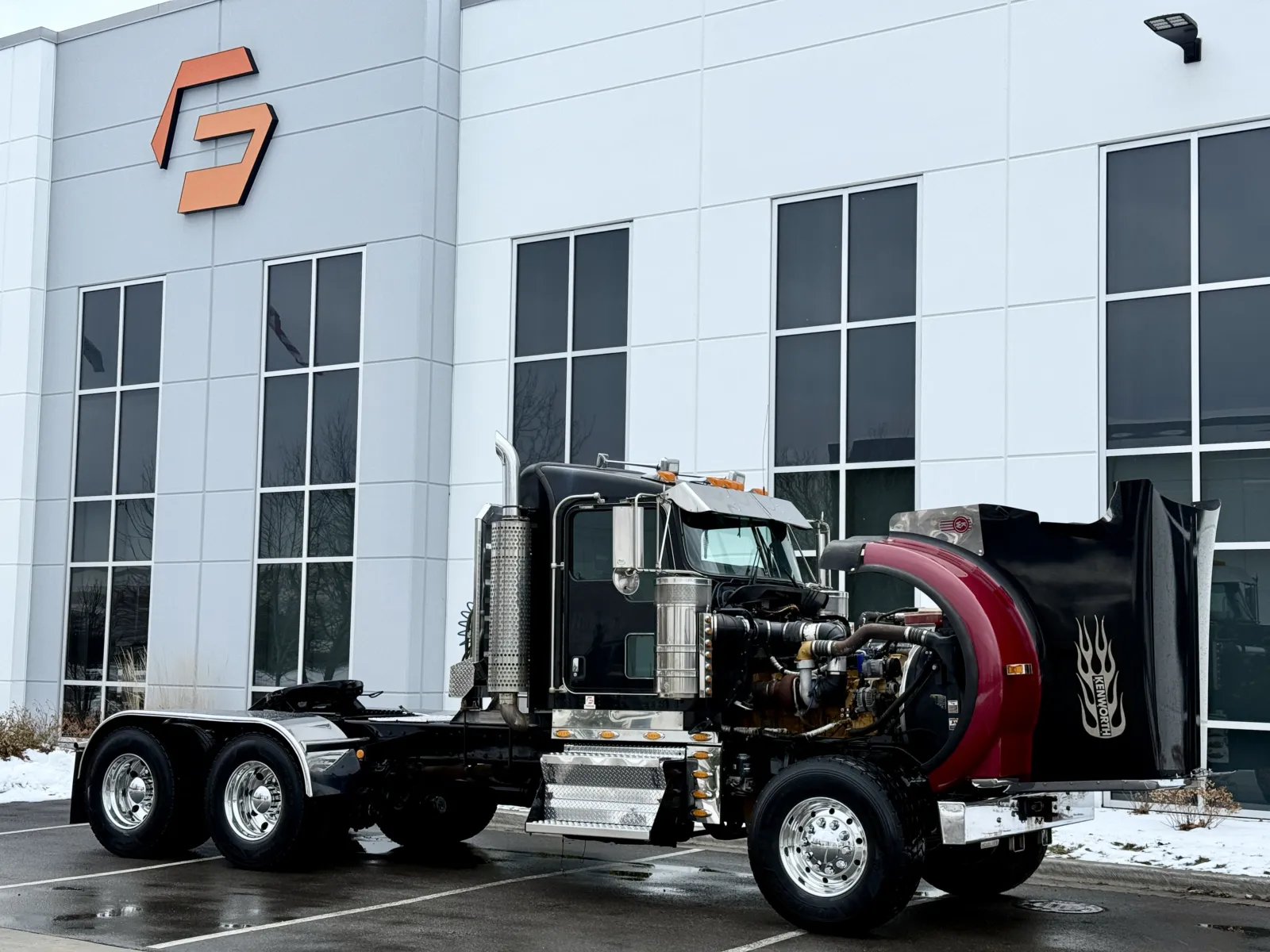 2016 Kenworth W900 - image 9