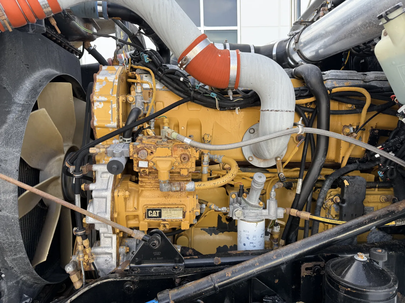 2003 Kenworth W900 - image 12