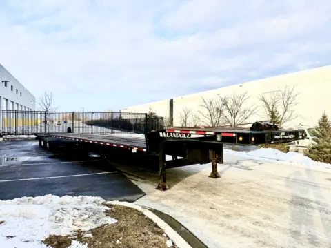 Photos of 2014 LANDOLL 440-53 for sale in New Lenox, IL at Forge Truck Centers - Illinois