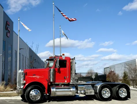 2010 PETERBILT 388 for sale in New Lenox, IL