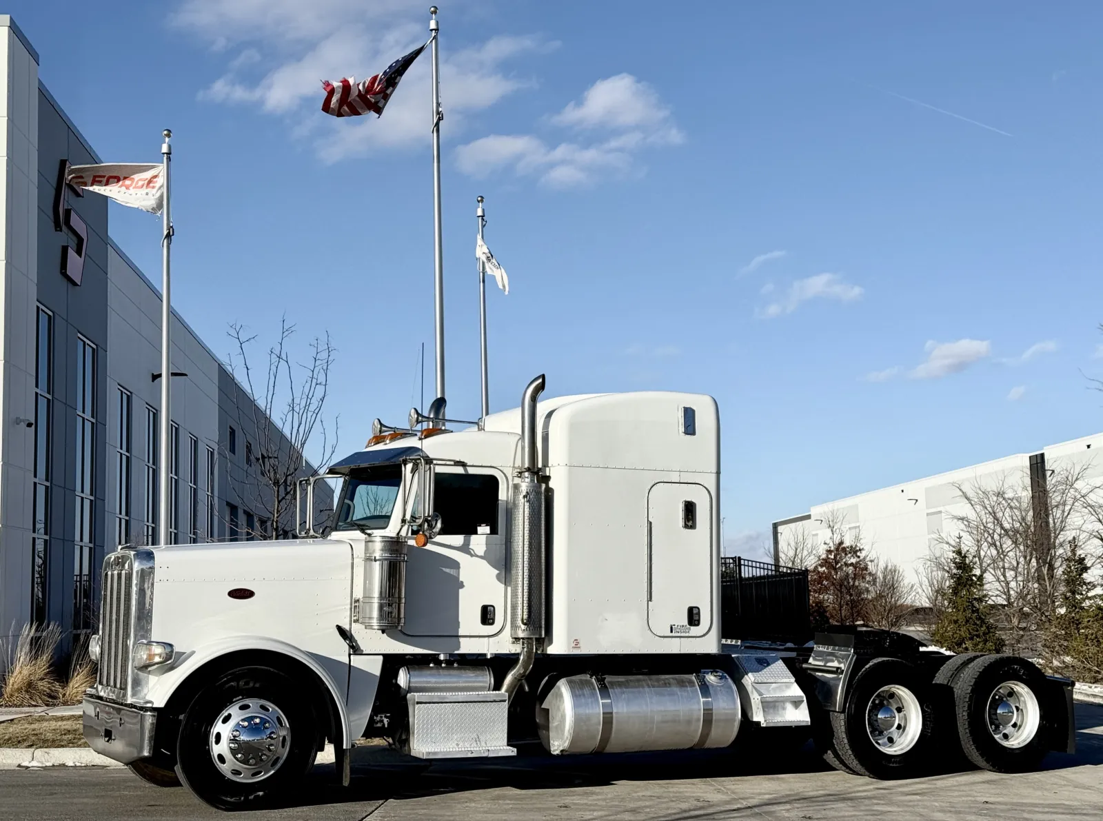 2014 PETERBILT 388 for sale in New Lenox, IL