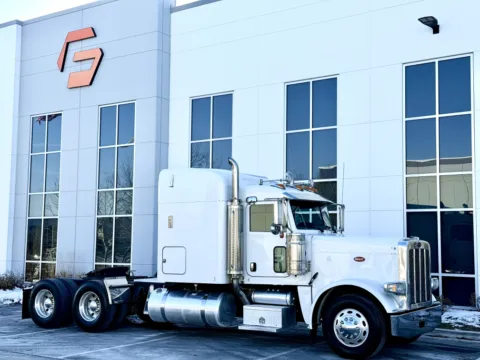 Photos of 2014 PETERBILT 388 for sale in New Lenox, IL at Forge Truck Centers - Illinois