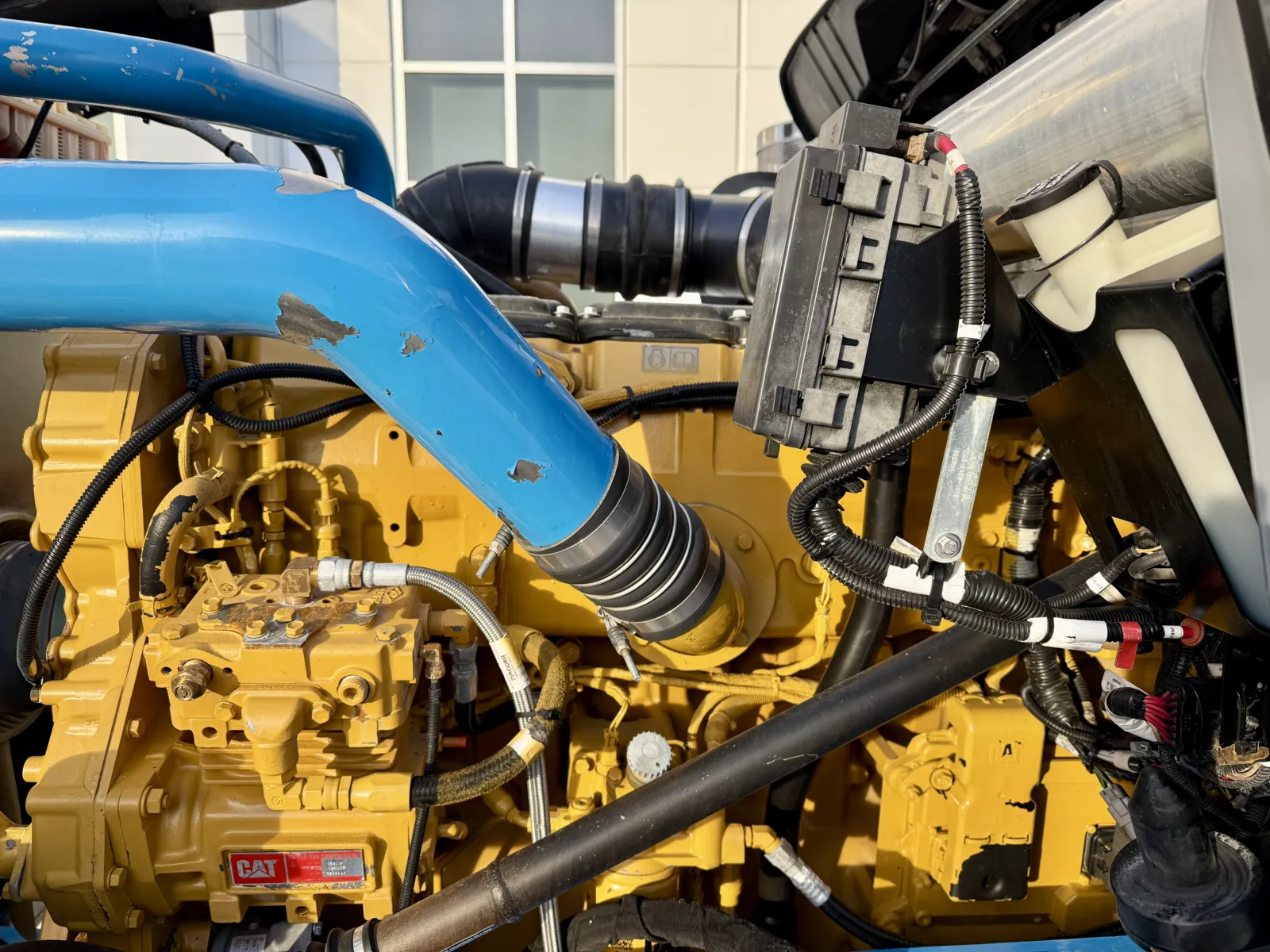 2019 Kenworth W900 - image 12