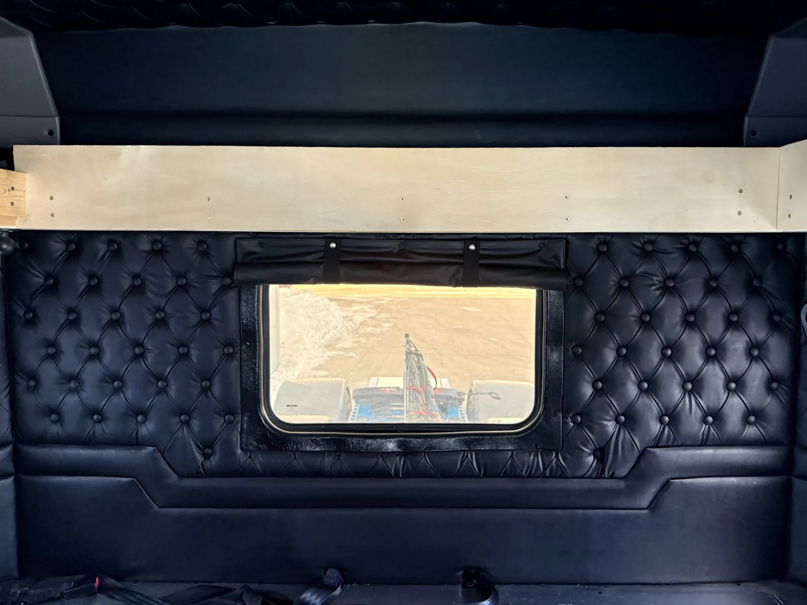 2019 Kenworth W900 - image 23