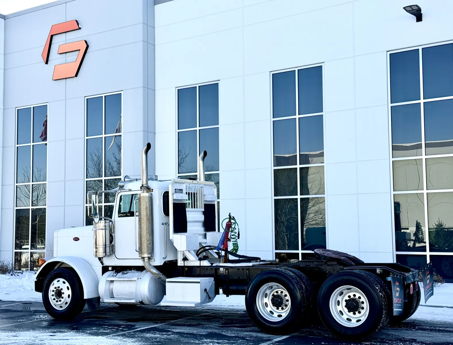 2006 Peterbilt - image 6