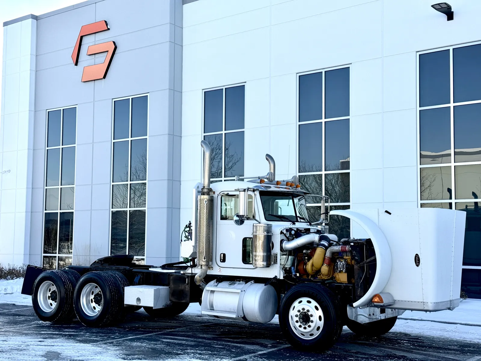 2006 Peterbilt - image 9