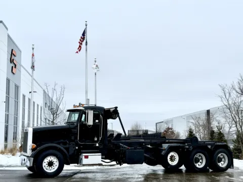2002 PETERBILT 357 for sale in New Lenox, IL
