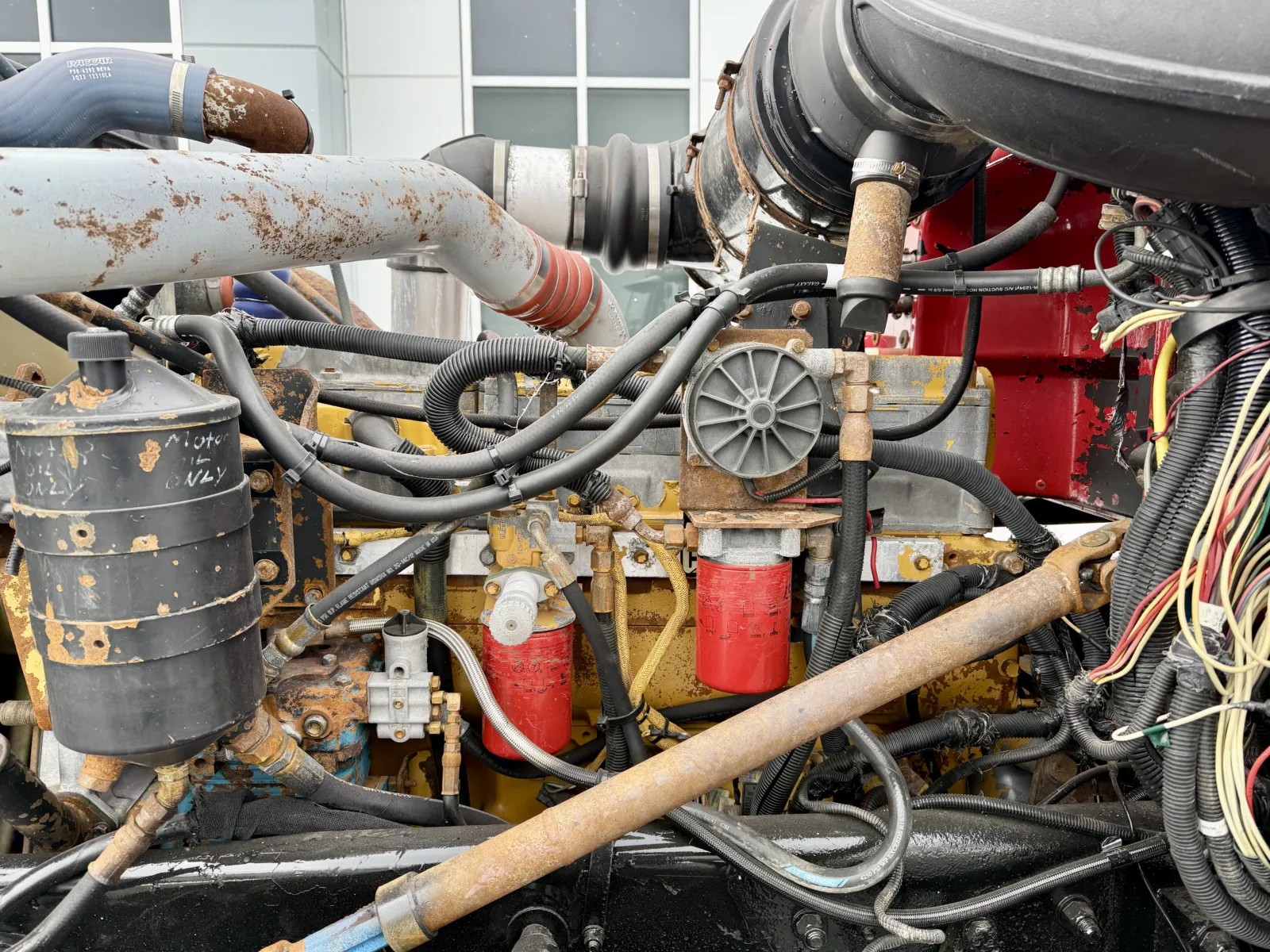 2002 Peterbilt - image 12