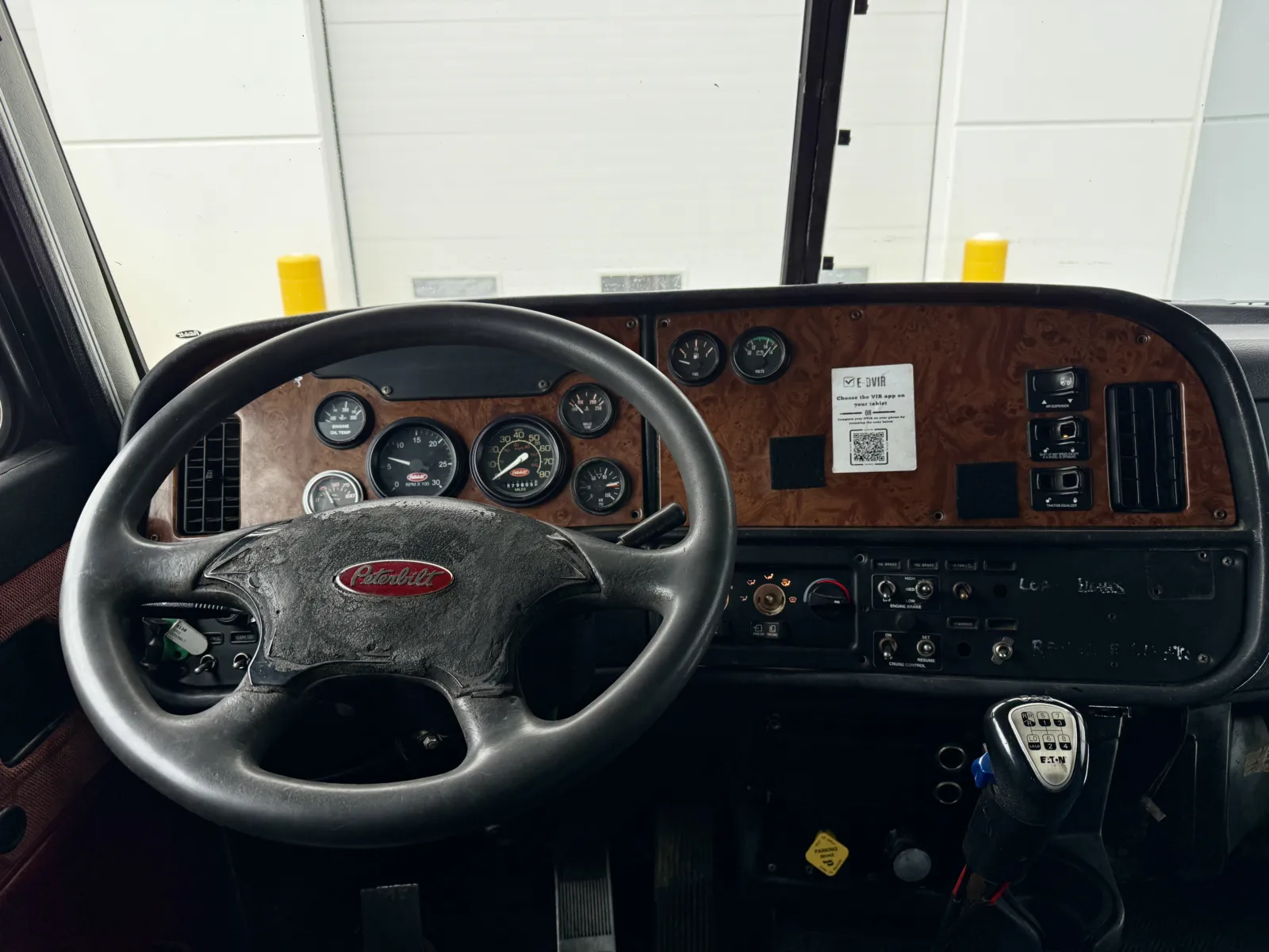 2002 Peterbilt - image 16