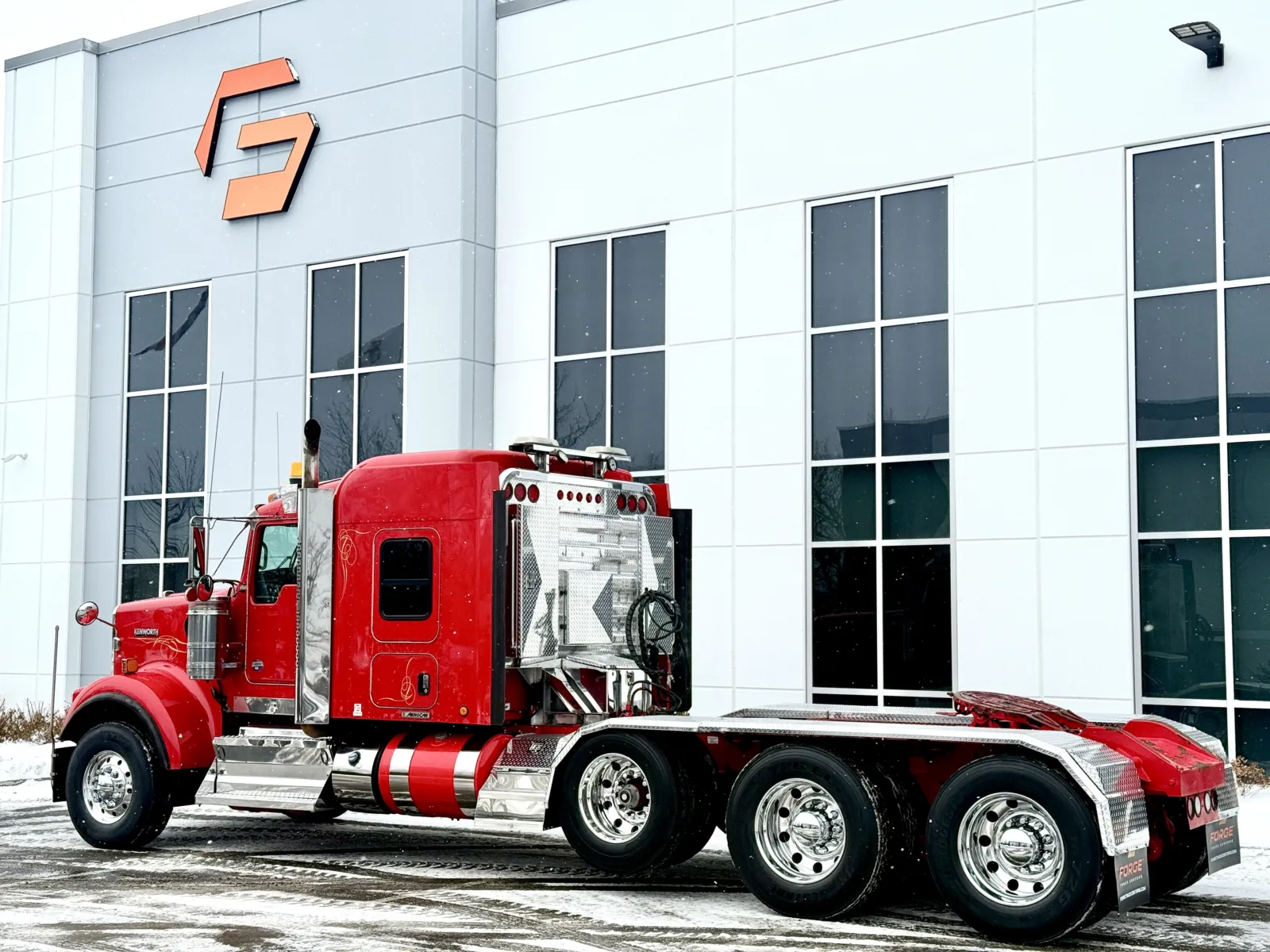 2015 Kenworth W900 - image 6