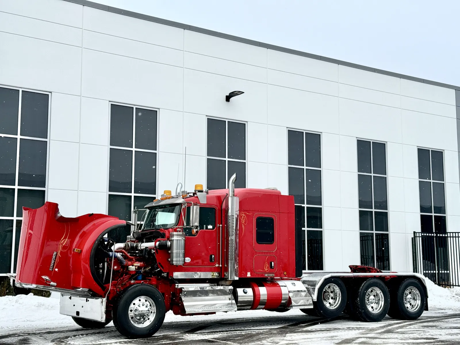 2015 Kenworth W900 - image 10