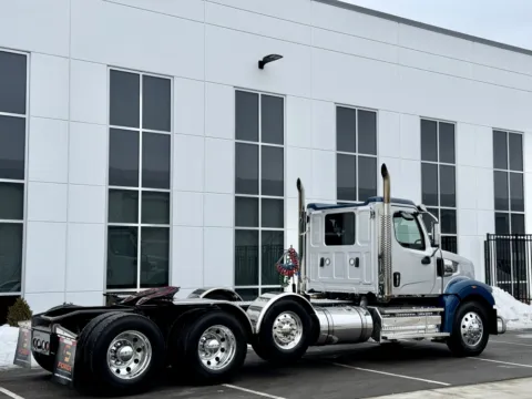 More photos of 2024 WESTERN STAR 49X at Forge Truck Centers - Illinois, IL