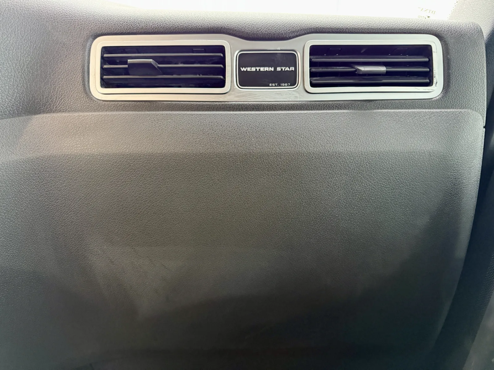 2024 Western Star 49X - image 19