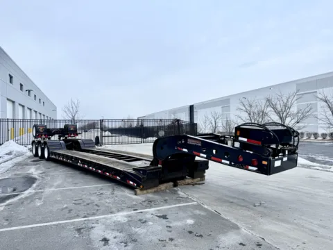 Photos of 2020 FONTAINE LOW BOY for sale in New Lenox, IL at Forge Truck Centers - Illinois