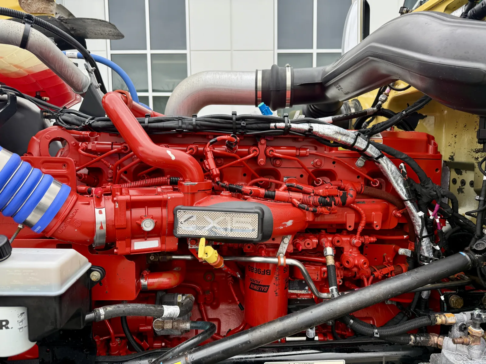 2023 Peterbilt 389 - image 12