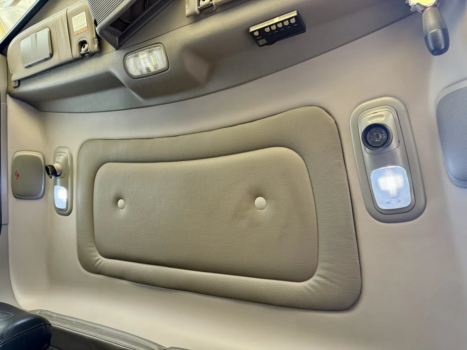 2023 Peterbilt 389 - image 21