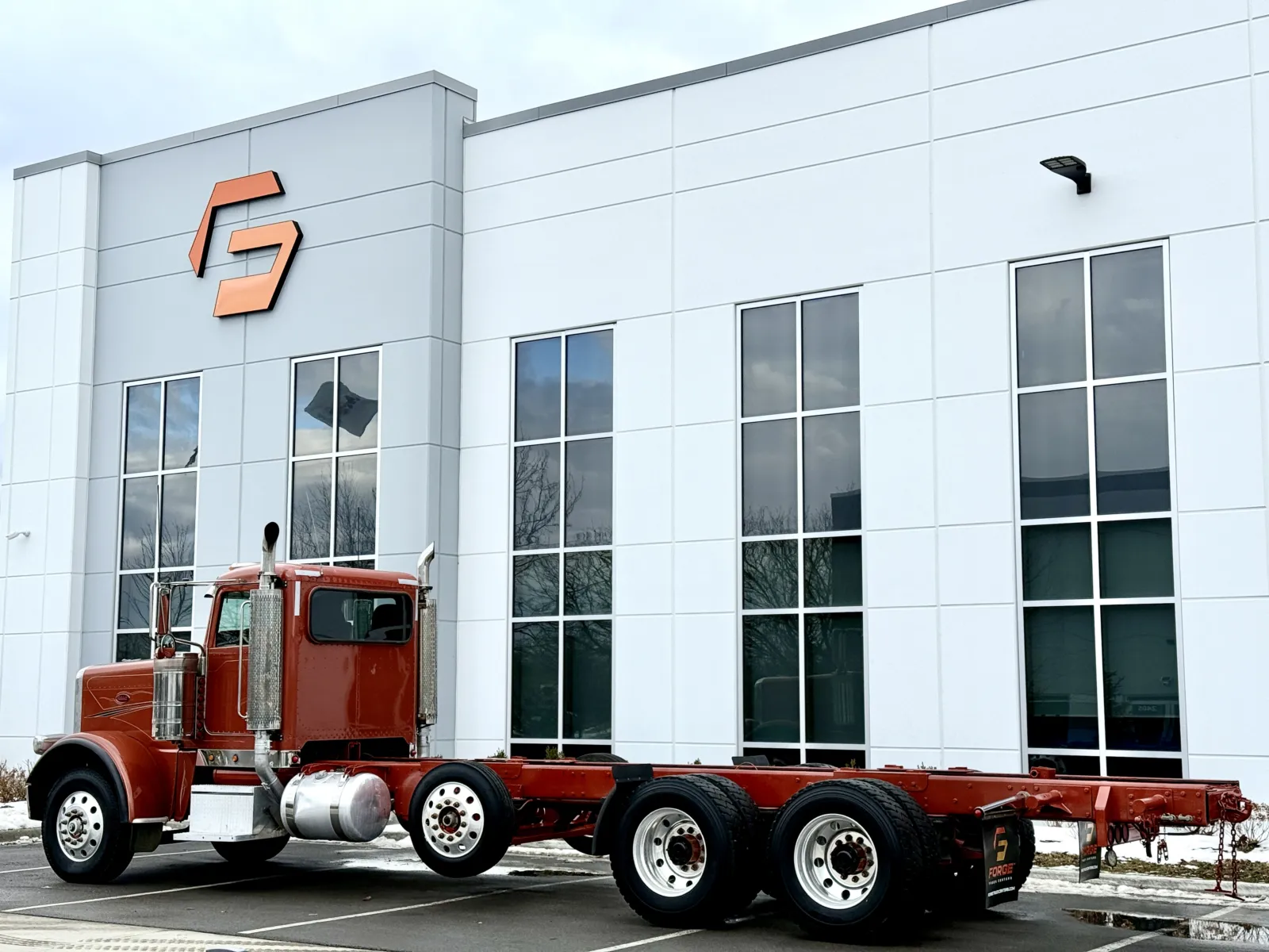 2015 Peterbilt 389 - image 6