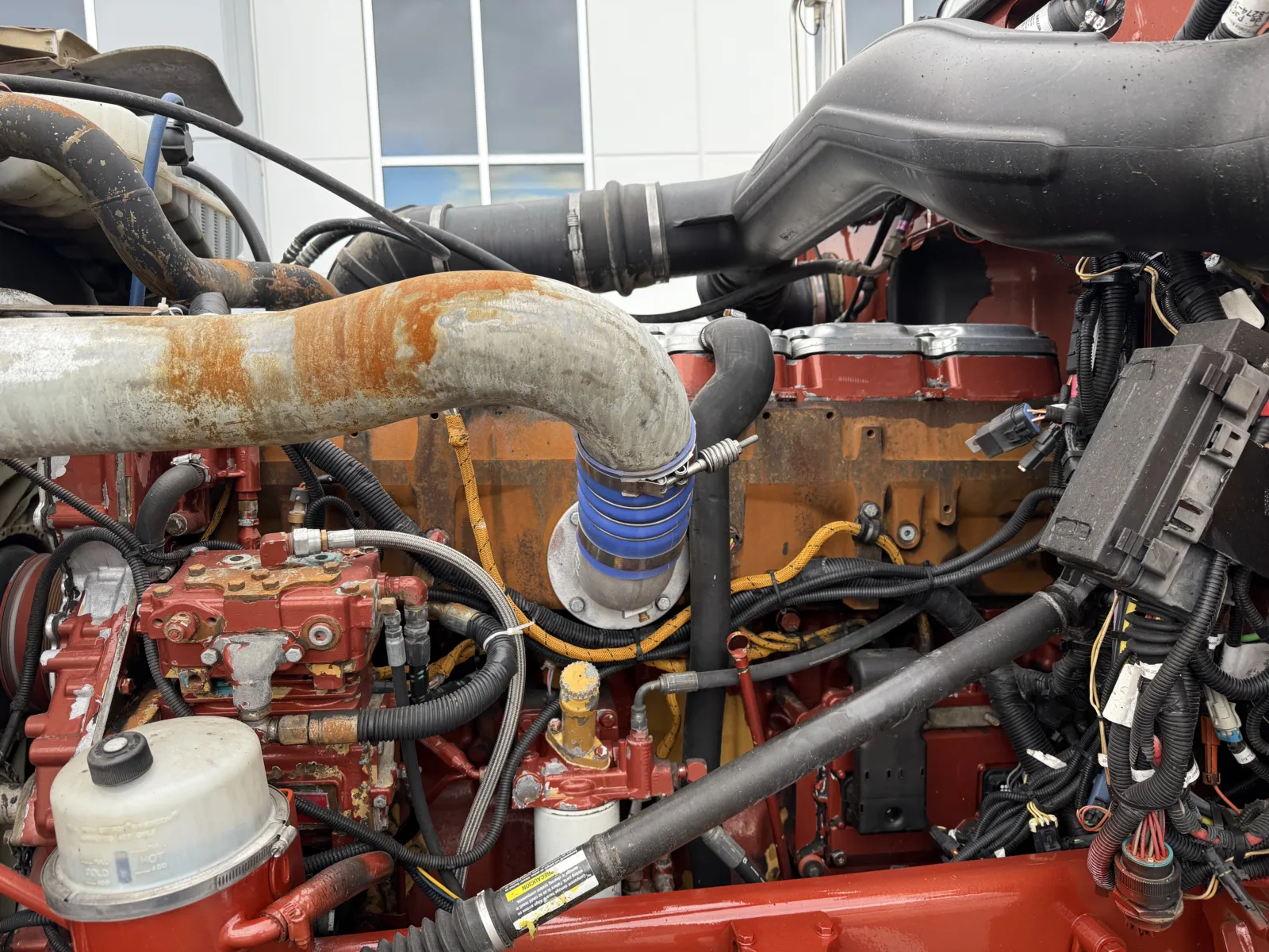 2015 Peterbilt 389 - image 12