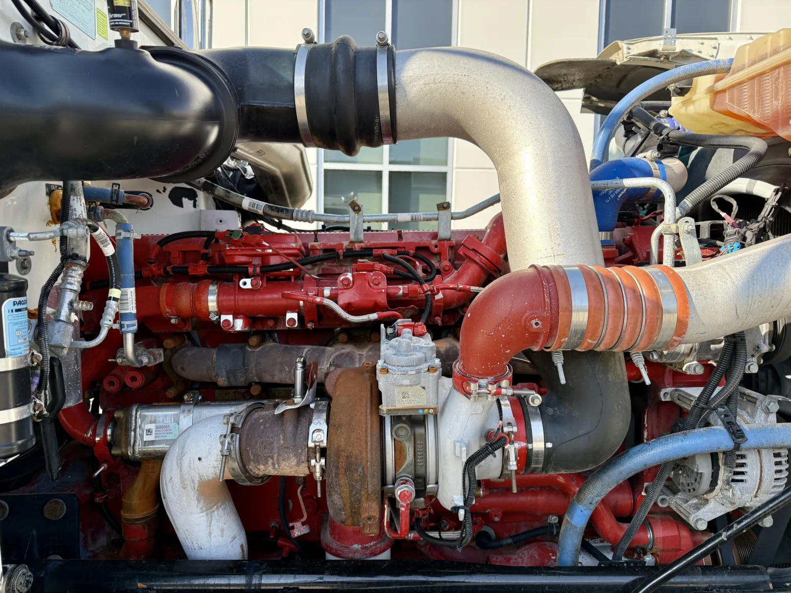 2018 Peterbilt 389 - image 13