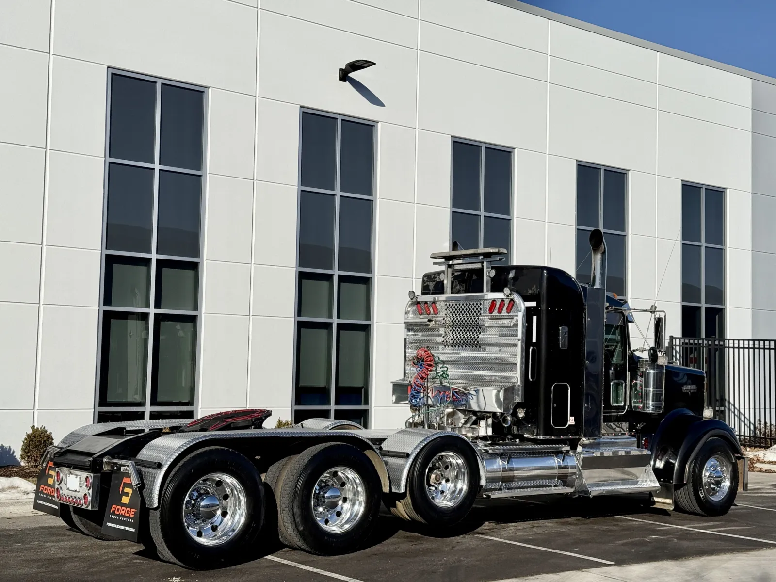 2013 Kenworth W900 - image 5