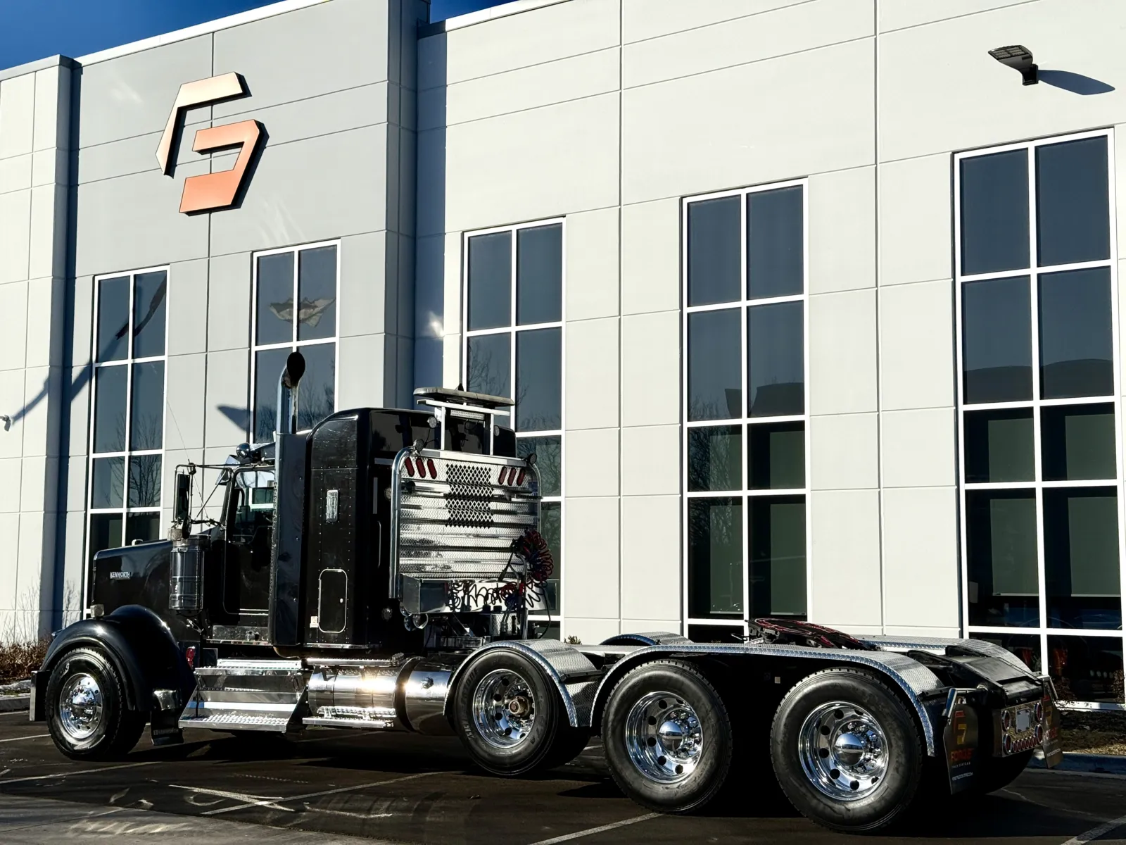 2013 Kenworth W900 - image 6