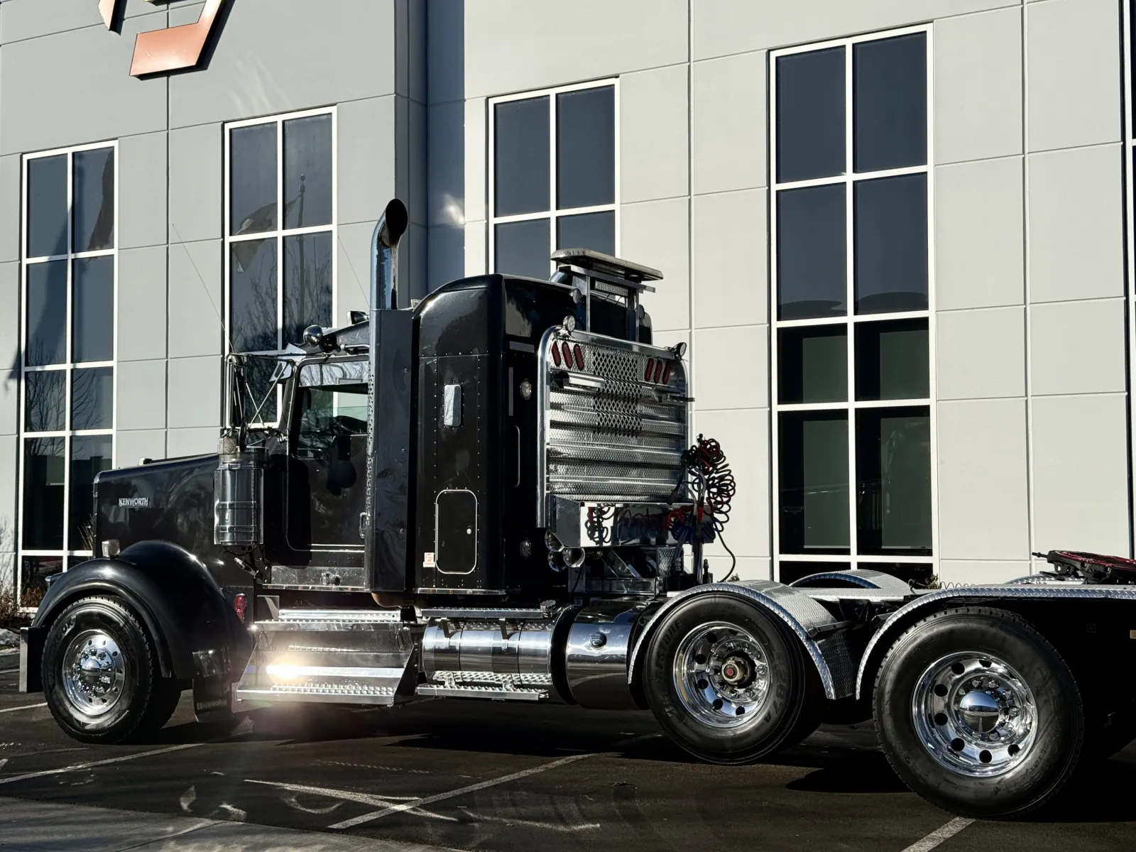 2013 Kenworth W900 - image 8