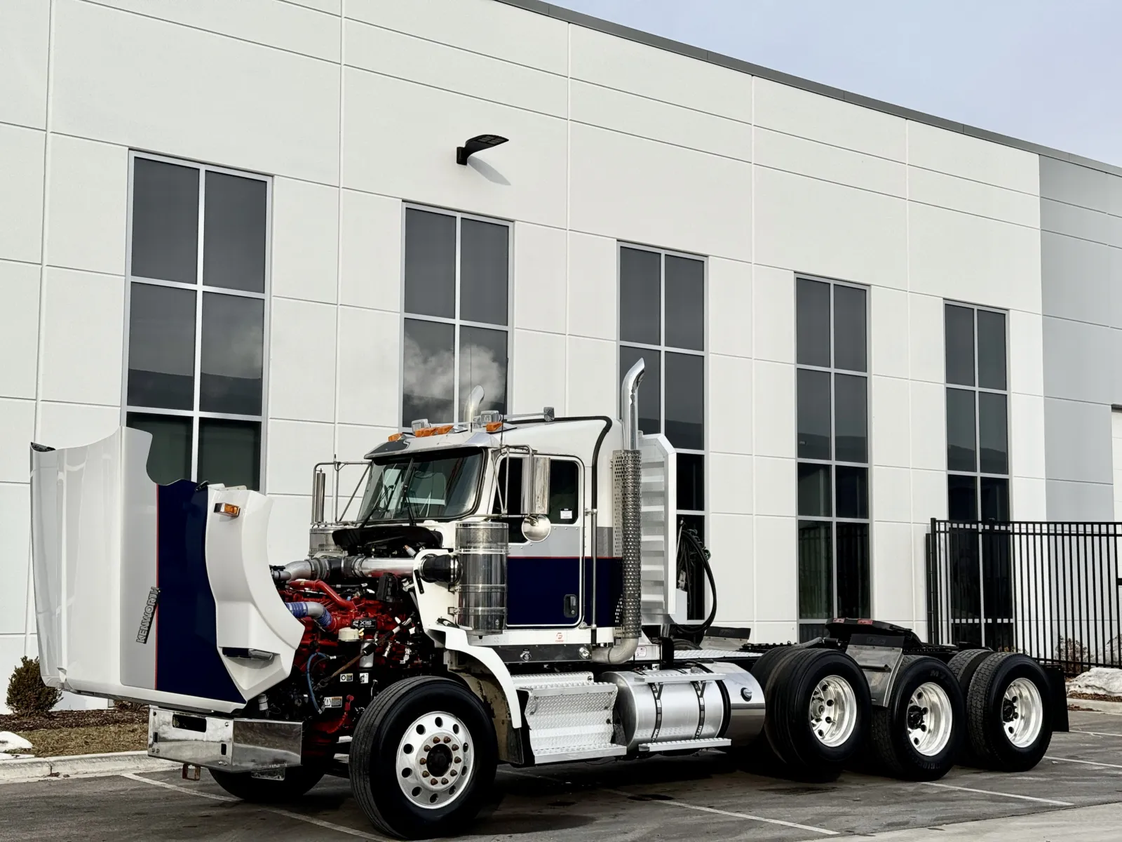 2020 Kenworth T800 - image 10