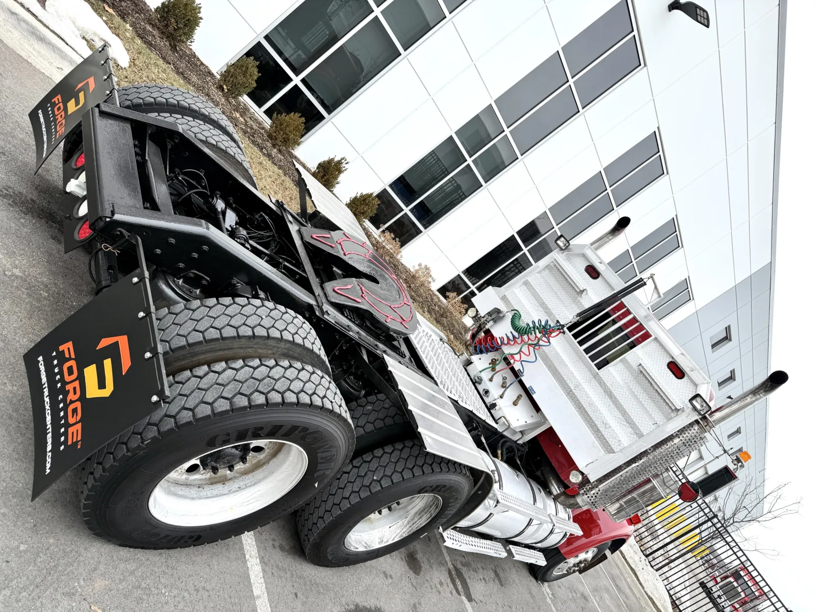 2005 Kenworth W900 - image 11