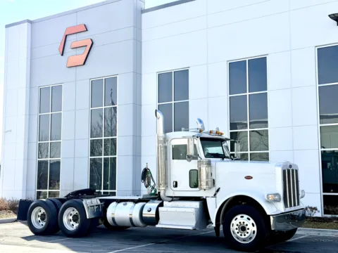 Photos of 2012 PETERBILT 388 for sale in New Lenox, IL at Forge Truck Centers - Illinois