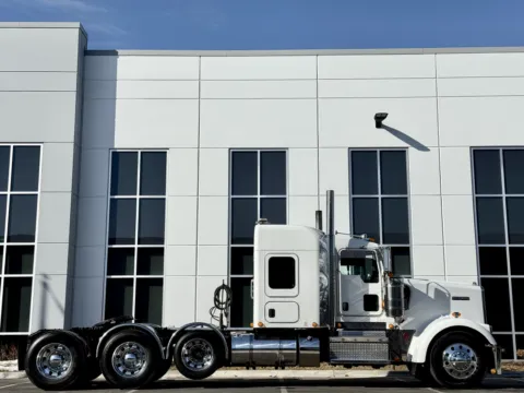 Another view of 2023 KENWORTH W900 for sale in New Lenox, IL at Forge Truck Centers - Illinois