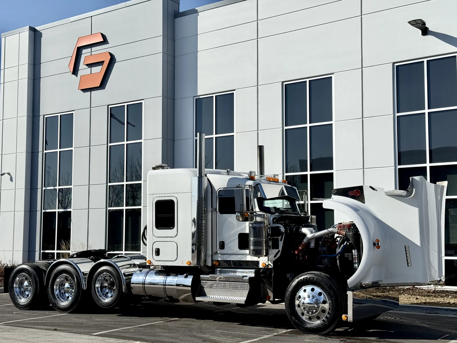 2023 Kenworth W900 - image 9