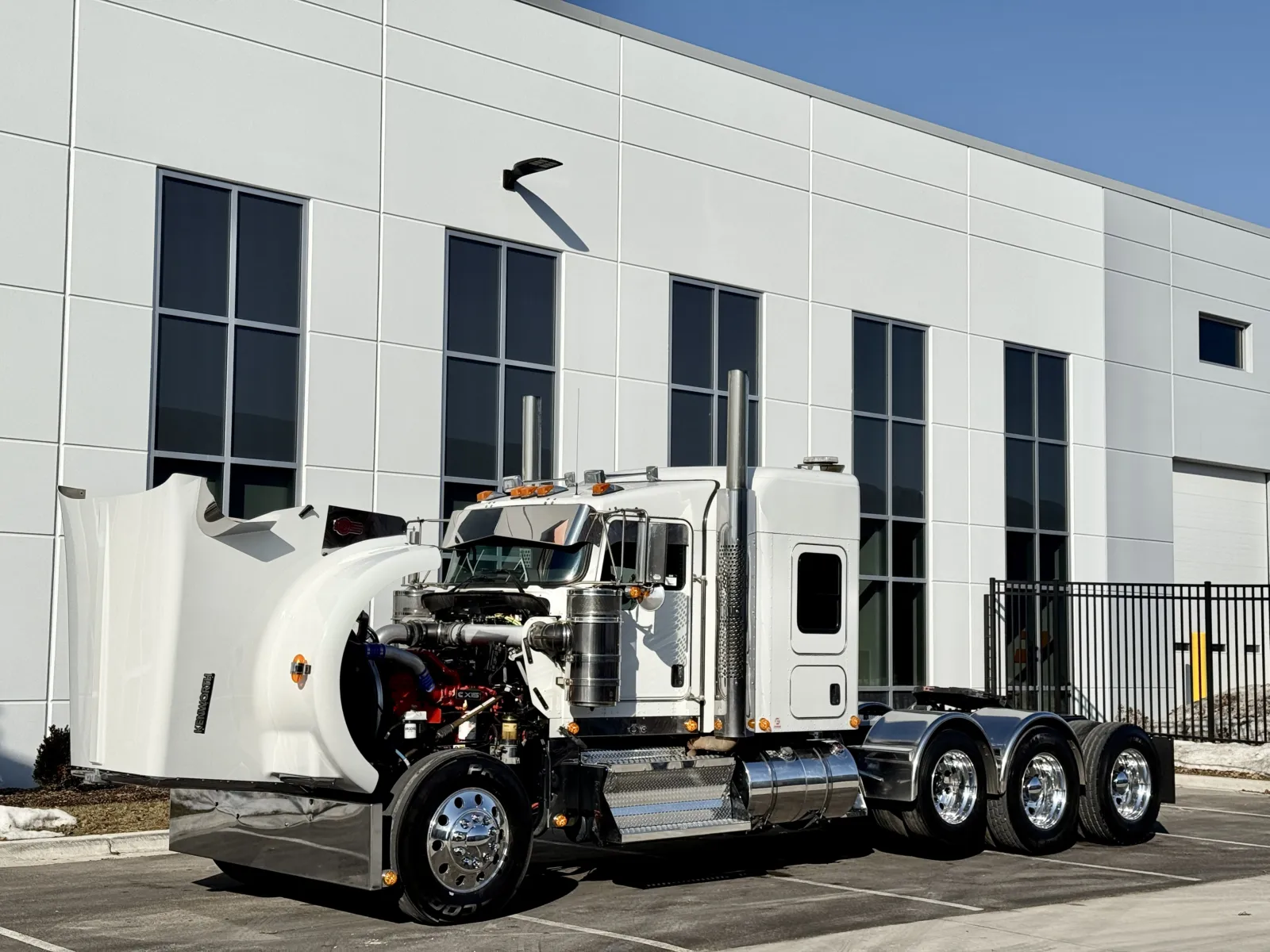 2023 Kenworth W900 - image 10